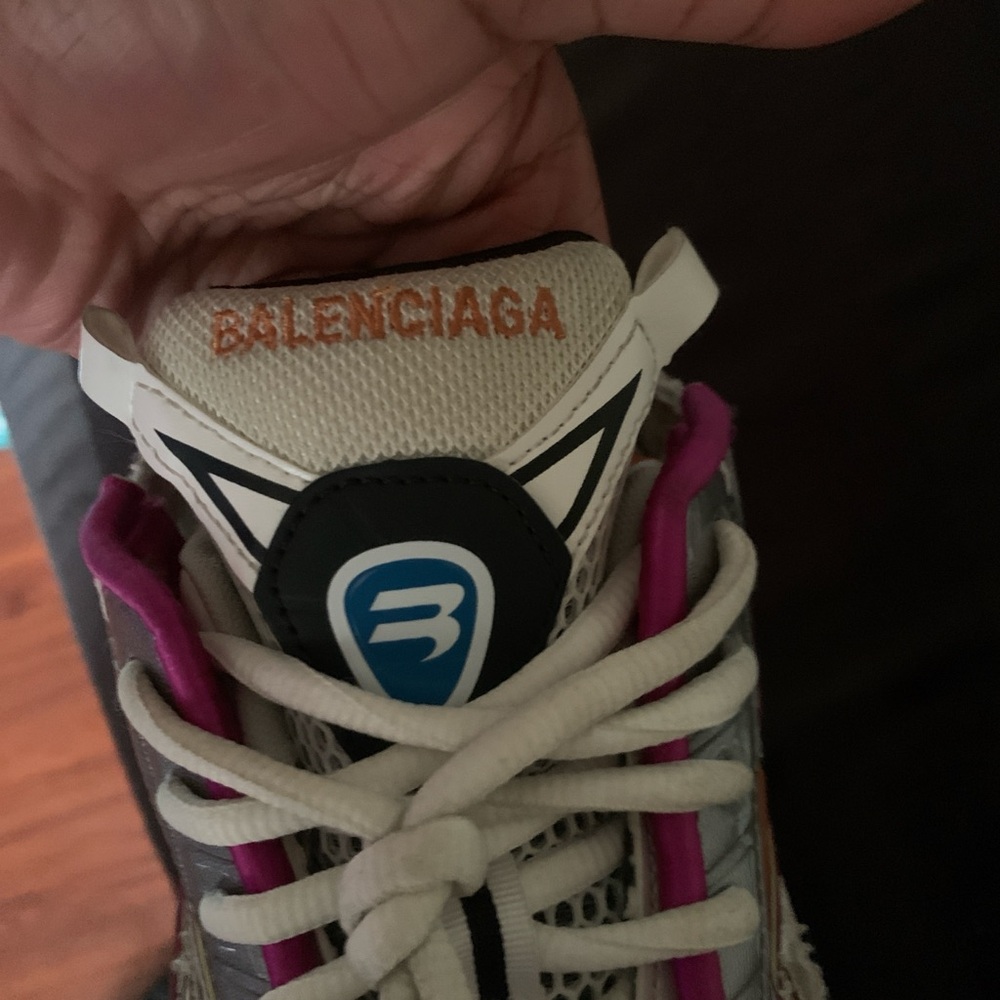 Balenciaga Pink and Orange Sneakers with Chunky Design - Picture 4 of 5